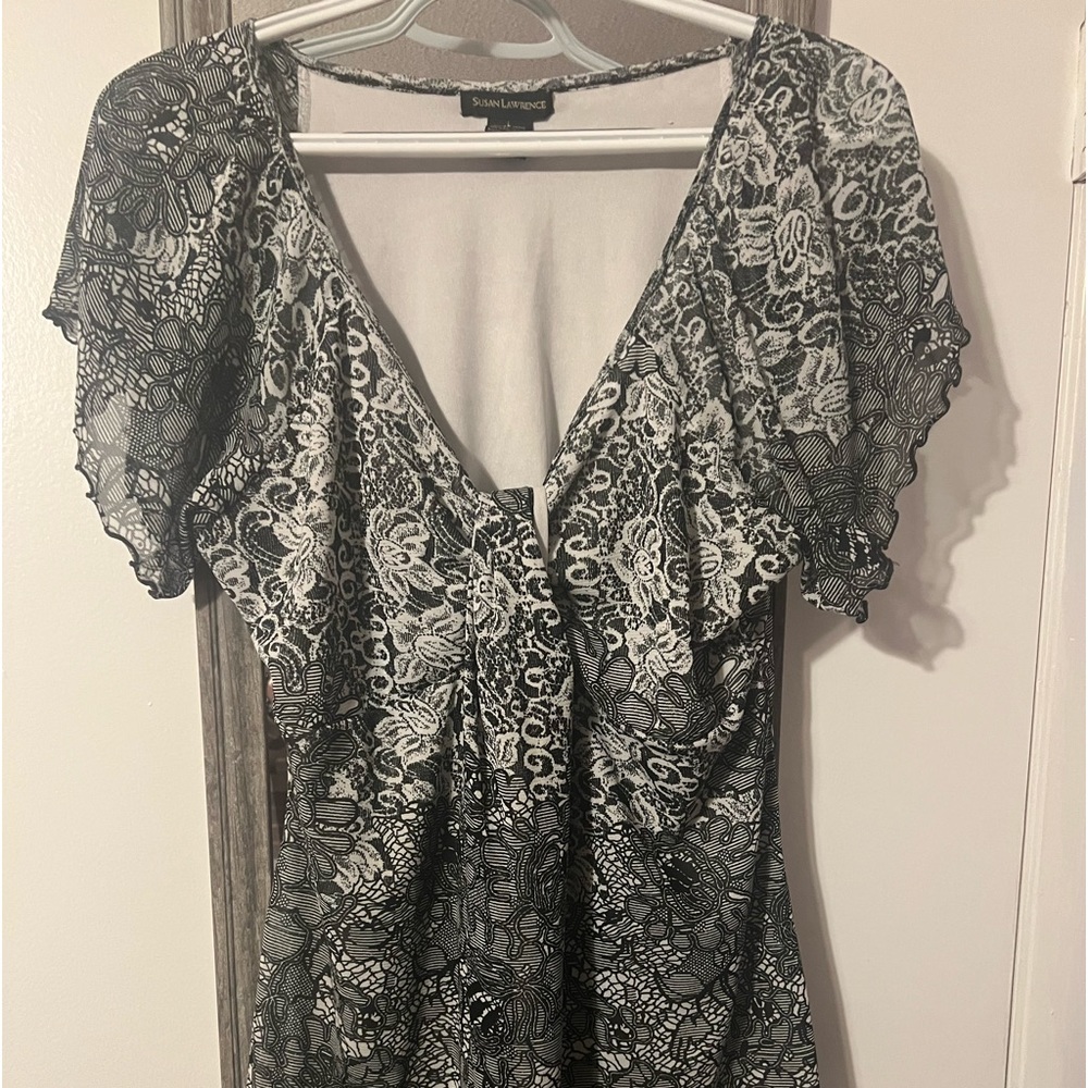 Susan Lawerence Top
